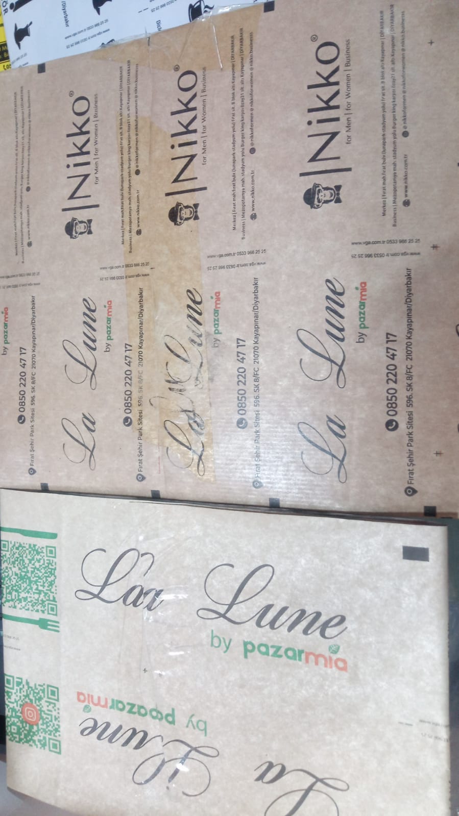 La Lune by Pazarmia - Nikko